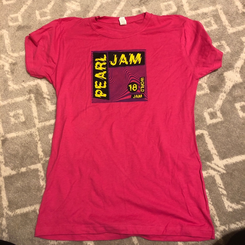 NWOT Pearl Jam 2018 Tour Tee